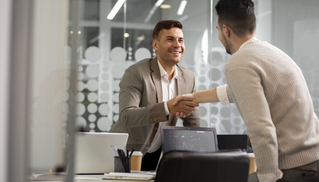 modern-equipped-computer-lab
